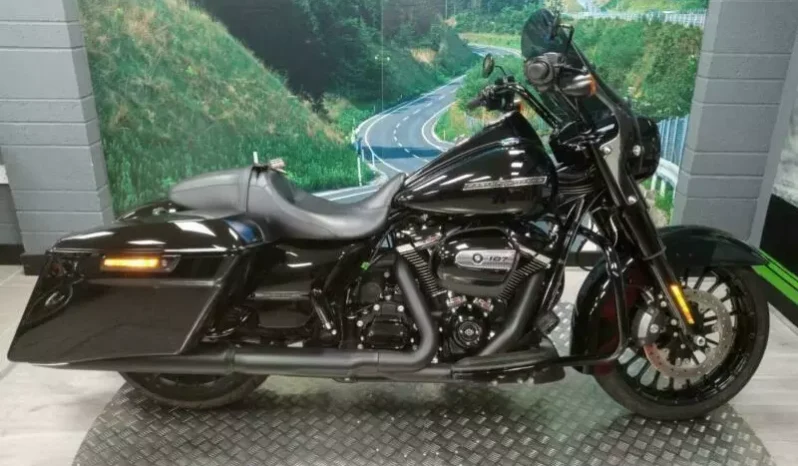2019 Harley-Davidson Road King Special 107 (FLHRXS)